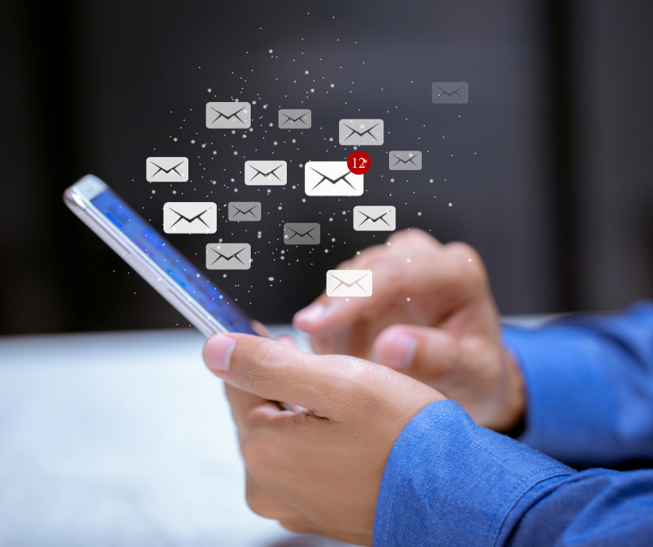 promoción por email marketing y redes sociales